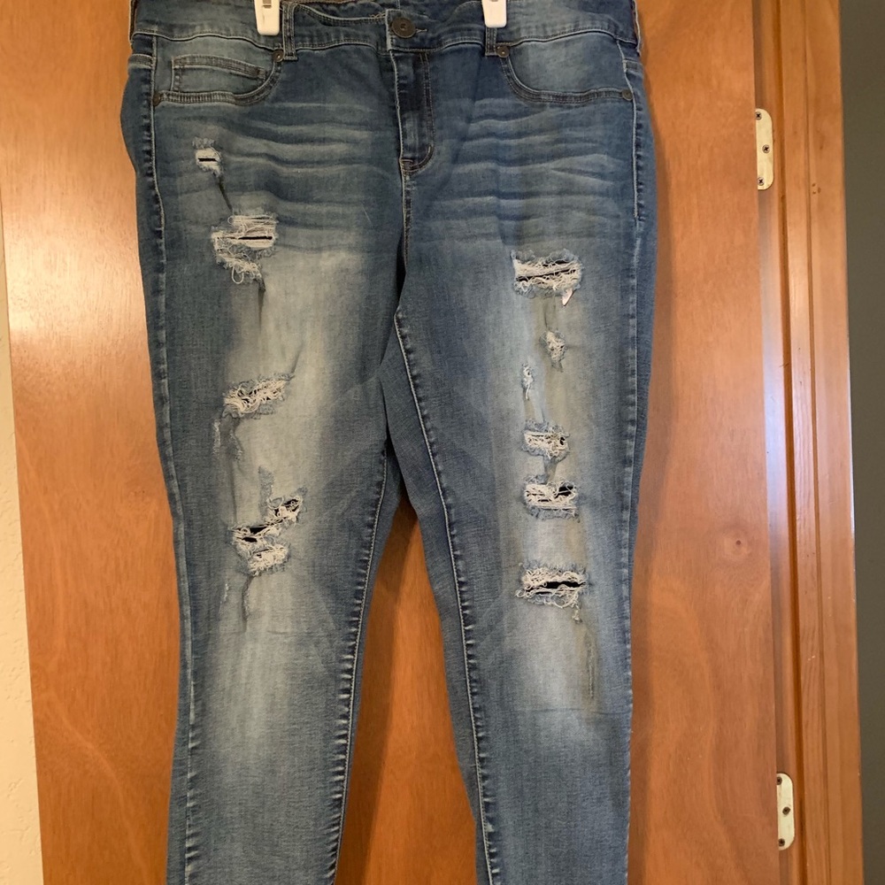 Size 22 - Maurice’s distressed jeggings